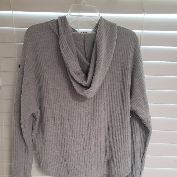 Lightweight Roxy Hooded Top - Picture 3 of 4